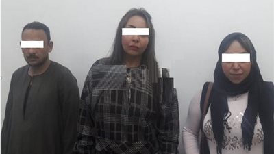    مسجلات آداب يدرن مراكز لعلاج الإدمان بالإسكندرية.. وينتحلن صفات أطباء ويستغللن الفتيات في ممارسة الدعارة