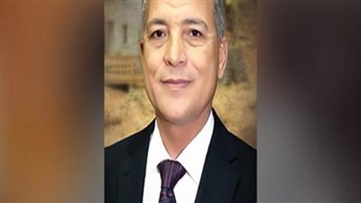  خصم شهر لكبيرمعلمي لغة عربية بمدرسة المساعي لاعترضة علي إهانة المحافظ للمُعلمين والتحدث بصوت عالي.. 