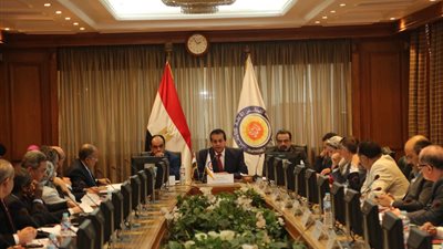 وزير التعليم العالي: إدراج 500 مليون جنيه بموازنة الوزارة للعام المالي 2018 ـ 2019 للمستشفيات الجامعية 