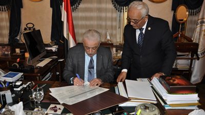 عاجل|  ننشر جدول امتحان الصف الأول الثانوي غير المزور بعد اعتماده من وزير التربية والتعليم