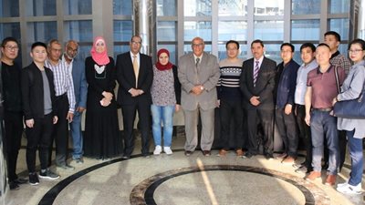  وزير التعليم العالى يستعرض تقريرًا حول زيارة وفد من جامعتى نيتشا ومنزو بالصين لمعهد بحوث الإلكترونيات