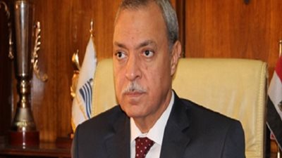 محافظ قنا يفتتح فعاليات الملتقى التوظيفي الثامن والثلاثين للشباب