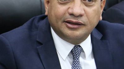 رئيس جامعة بني سويف يوصي بإنشاء إدارة شئون عاملين للأمن الإداري