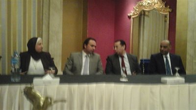 محمد عمر يناقش تحديات انشطه رياض الاطفال ب24 محافظه 