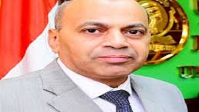 رئيس جامعة المنيا يتابع مبادرة 