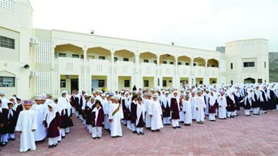 عاجل| سلطنة عمان تعلن عن وظائف جديدة للمعلمين والمعلمات.. ننشر نص الإعلان