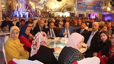 حل مشكلة المشرفين الاجتماعيين بالتراجع من خصم الكادر منهم بأثر رجعى