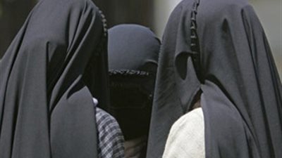 حرمان الطالبات المنتقبات من دخول الامتحانات بمدرسة التجارة المشتركة بالقناطر الخيرية