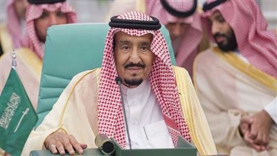 السعودية تصدر قرارا بمنع الوافدين من العمل في 41 مهنة في المدينة المنورة.. تعرف عليها