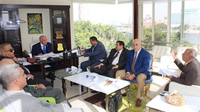 النقابة: صرف مستحقات المعلمين سواء النقابية أو الخاصة بصندوق الزمالة عن طريق الفيزا كارد