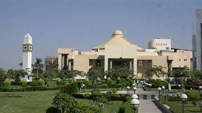 عاجل| جامعة مصرية تعلن عن وظائف جديدة لأعضاء هيئة التدريس 