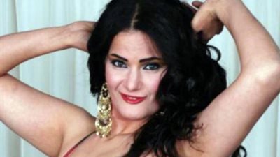 سما المصرى تشعل السوشيال ميديا بوصلة رقص مثيرة.. فيديو