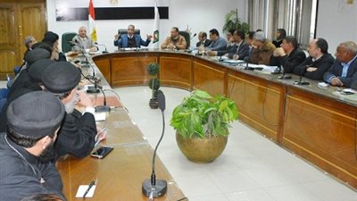 محافظ سوهاج : تقنين أوضاع 176كنيسة والإنتهاء من الملاحظات الفنية لـ 32 نهاية يناير الجاري