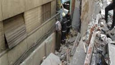   انهيار شُرفة منزل وإصابة 3 سيدات بسبب الطقس السيئ حركة الصيد بدمياط
