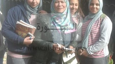 الغضب يسيطر علي طلاب الصف الأول الثانوي : الامتحانات التجريبية أصابتنا بالإحباط.. 