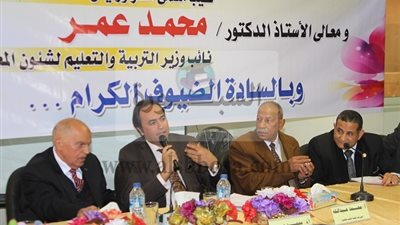 نقيب المعلمين يقدم 13 مطلبا لنائب وزير التربية والتعليم.. ويؤكد: 