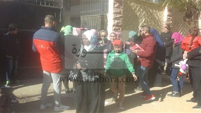 طلاب أولى ثانوى : 