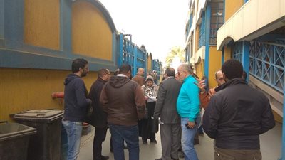 مدير صندوق تطوير العشوائيات: اليوم التسليم النهائى لسوق الزاوية الحمراء لمحافظة القاهرة