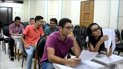 بعد امتحان الفيزياء.. طلاب الصف الأول الثانوي يوجهون رسالة هامة لـ