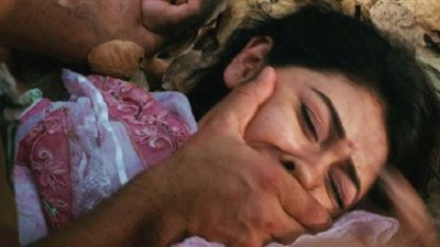 سيدة تقوم ببث مباشر لواقعة اغتصابها على الهواء مباشرة خلال حفل راقص.. ولا أحد يتحرك لمساعدتها 