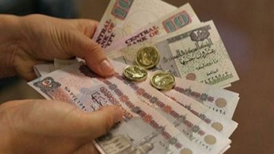 خصم 270 جنيها من اساتذة الجامعات بعد صرف 150 جنيه 