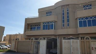 بمرتبات متميزة| مدرسة الكرامة بأبوظبي تعلن عن وظائف جديدة للمعلمين والمعلمات.. ننشر نص الإعلان