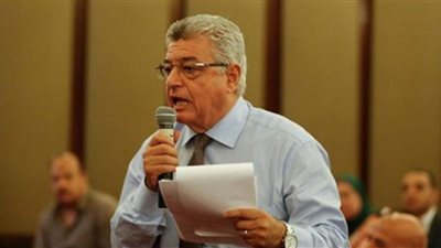 بعد تقدمه ببيان عاجل لرئيس مجلس الوزراء بشأن صرف رواتب ومكافآت المعلمين على أساسي 2019 .. هانى اباظة: تحسين مستوى المعلمين المادى والاجتماعى والمهنى 