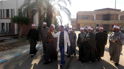 رئيس شركة مياه سوهاج: تنظيم رحلات تعريفية وندوات توعوية بالتنسيق مع رجال الدين الإسلامى والمسيحى بهدف نشر ثقافة الوعى المائى لدى المواطنين