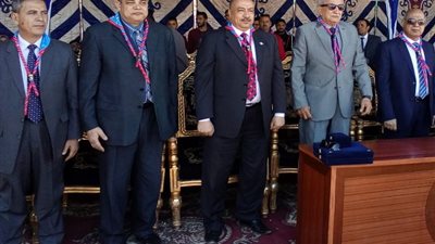 قرار وزارى بشأن بتشكيل المجلس التنفيذي للجنة العليا للأنشطة الطلابية بالجامعات والمعاهد المصرية 