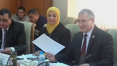 قرمان يعقد الجلسة السادسة لقطاع خدمة المجتمع ويدعو الأعضاء للمشاركة في يوم من أجل الجامعة