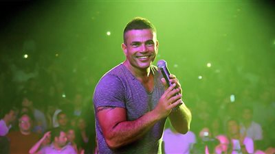 اقتراب نفاذ تذاكر لحفل عمر دياب بجامعة مصر للعلوم والتكنولوجيا