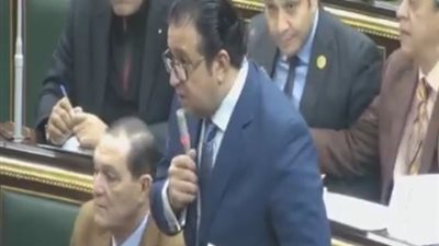 هشتاج #المرتب_والمكافاة_علي_أساسي_2019 يهز البرلمان ..علاء عابد: المعلمون علمونا ولابد ان نقف معهم.. فيديو