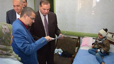 مستشفي سوهاج الجامعي تجري ٤٨ عملية زراعة قوقعة