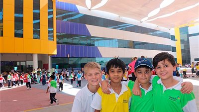 مدرسة بريطانية بالامارات تعلن حاجتها الى معلمات مصريات.. ننشر نص الاعلان