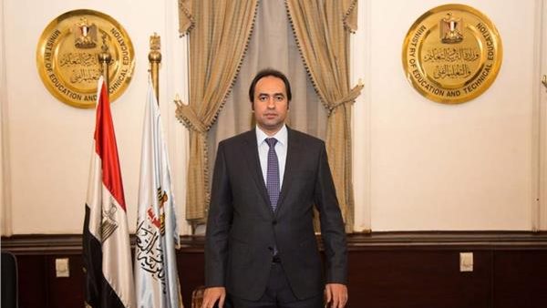 الدكتور محمد عمر