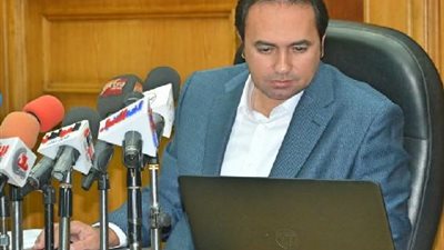 نائب الوزير لشئون المعلمين يعلن عن تفاصيل وأعداد مسابقة العقود المؤقتة للمعلمين