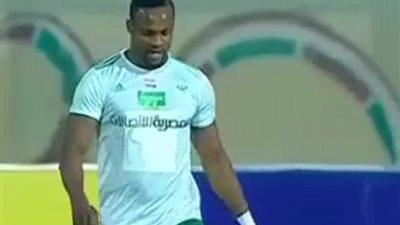 المصرى يهزم انبى بثلاثية ويدخل المربع الذهبى.. فيديو