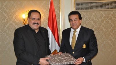 وزير التعليم العالى : تقديم سبل الدعم للطلاب الفلسطينيين الدارسين بالجامعات المصرية