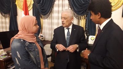 عاجل| توفير 4 أيام ونصف لمادة الفيزياء للشعبة العلمية والتاريخ للشعبة الأدبية و3 أيام ونصف للكيمياء والجغرافيا في جدول امتحانات الثانوية العامة الجديد.. ننشر الجدول النهائي  