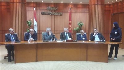 طارق شوقى يجيب على اسئلة الطلاب والمعلمين