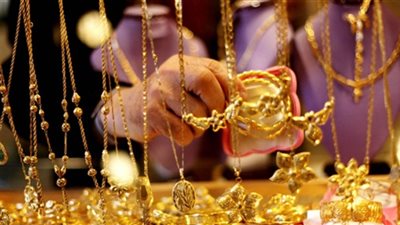 عاجل| الذهب يواصل التراجع ويفقد 20 جنيها 