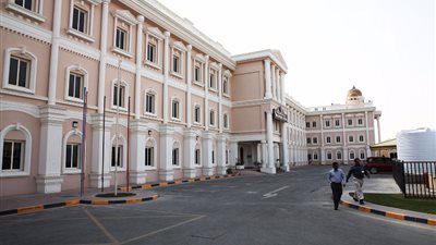 عاجل| مدرسة بيرلا القطرية تعلن عن وظائف جديدة للمعلمين والمعلمات في جميع المواد.. ننشر نص الإعلان