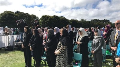 شيخ الأزهر يتواصل مع وزيرة الهجرة لنقل رسالة تعزية للحكومة النيوزلندية واسر الشهداء