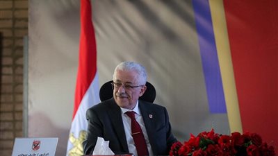 عاجل| وزير التربية والتعليم:  وقف إجراء الامتحانات عبر التابلت
