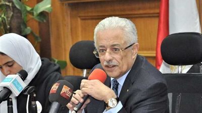  عاجل| وزير التربية والتعليم يكشف عن قرار مصيري بشأن امتحانات الثانوية العامة
