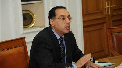 بالفيديو|  مجلس الوزراء يعلن موعد وتفاصيل زيادة أجور العاملين بـ الدولة.. أحسب مرتبك