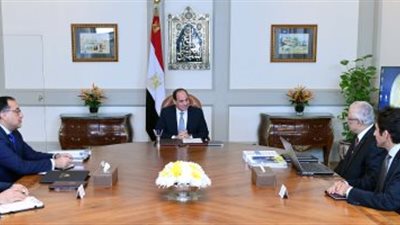 السيسى يقرر رفع الحد الادنى للدرجات الوظيفية.. الممتازة 7 آلاف جنيه.. والثالثة 3600 جنيه