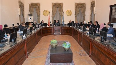 محمد عمر: توحيد المسميات الوظيفية بتخصصات المعلمين