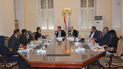 طارق شوقى يلتقي رئيس مجلس إدارة شركة السيفير للنشر العلمي