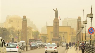 الارصاد تواصل تحذيراتها الى جميع المواطنين من طقس غد الثلاثاء.. تقلبات جوية ورياح محملة بالأتربة والرمال